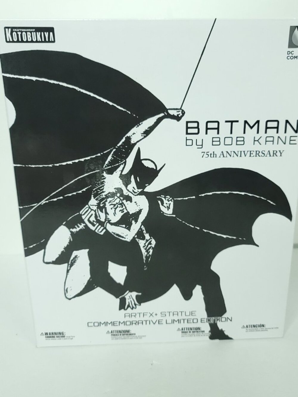 Batman by Bob Kane 75th Anniversary ArtFx Statue Kotobukiya Limited SEALED NYCC